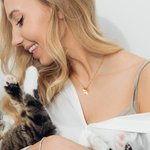 Collier personnalisé en 3D avec un coeur de chat et un nom gravé Cadeau d'anniversaire pour les amoureux des chats