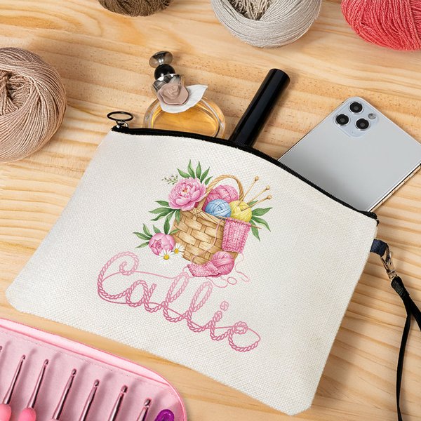 Personalisierte Floral Garn Korb Leinen Schminktasche mit Namen und Armband Reisezubehör Geburtstagsgeschenk für Crocheter Stricken Liebhaber