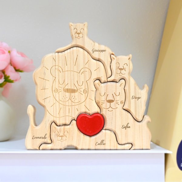 Puzzle in legno personalizzato tema famiglia di leoni con cuore rosso e 2-5 nomi decor da scrivania regalo di compleanno e anniversario per famiglia