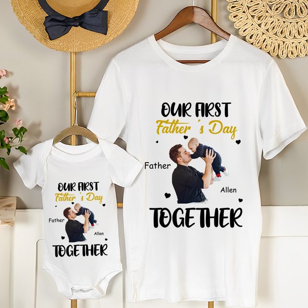 Gepersonaliseerd Onze Eerste Vaderdag Samen Foto 100% Katoenen T-shirt Baby Bodysuit met Namen Verjaardagscadeau voor Baby Papa