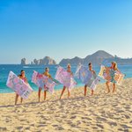 Asciugamano da spiaggia personalizzato multicolorato floreale ad asciugatura rapida con nome regalo estivo per vacanze in piscina per donne