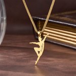 Collana personalizzata elegante di silhouette di ballerino con nome inciso Regalo di compleanno di performance di gioielli raffinati per insegnanti di ballerini di danza classica maschi