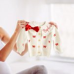 Personlig Coquette Bow 100% bomull langermet strikket cardigan genser med brodert navn Baby shower bursdagsgave til babyjenter