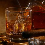 Spersonalizowana grawerowana szklanka do whisky 10 uncji z imieniem na Dzień Ojca i prezent urodzinowy dla mężczyzny