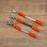 Porte-Clés Personnalisé avec Perles à Monogramme et Texte Cadeau Anniversaire Équipe pour Amoureux du Basket-ball Adolescents