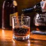Spersonalizowana grawerowana szklanka do whisky 10 uncji z imieniem na Dzień Ojca i prezent urodzinowy dla mężczyzny