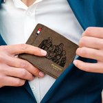 Personalizado papá puño golpe foto de familia de cuero de la PU Billetera Bifold con 1-16 nombres grabados y ranuras para tarjetas de cumpleaños Día del Padre de regalo para el abuelo papá