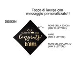 Orsacchiotto di peluche personalizzato con nome e anno sui piedi e distintivo scolastico regalo di laurea per diplomati