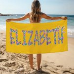 Serviette de plage surdimensionnée personnalisée avec nom floral multicolore à séchage rapide Vacances d'été Cadeau de fête pour les femmes qui aiment la natation