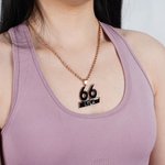 Collana con numero sportivo personalizzato con nome Compleanno Anniversario Regalo per la famiglia, gli amici e gli appassionati di sport