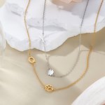 Henkilökohtainen Dainty Four Leaf Clover Paw Print kaulakoru Initial Anniversary Syntymäpäivälahja naisille Lemmikkieläinten omistajat Lovers