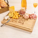 Personalisiertes Herz Floral Kitchenware FSC Bambus Charcuterie Schneidebrett mit Saft Rille Muttertag Hochzeit Housewarming Geschenk für Familie