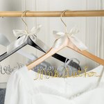 Personalised Bow Knot Bridal Wedding Wood Hanger with Name Wedding Bridal Shower for Her