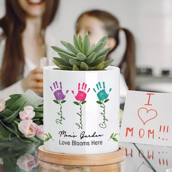 Pot de fleurs en céramique avec nom et base en bambou Cadeau de fête des mères pour maman grand-mère