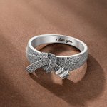 Bague en Argent Sterling Personnalisée avec Nom Gravé Anneau Forme Ceinture de Karaté Taekwondo Cadeau Anniversaire pour Amateurs Karaté