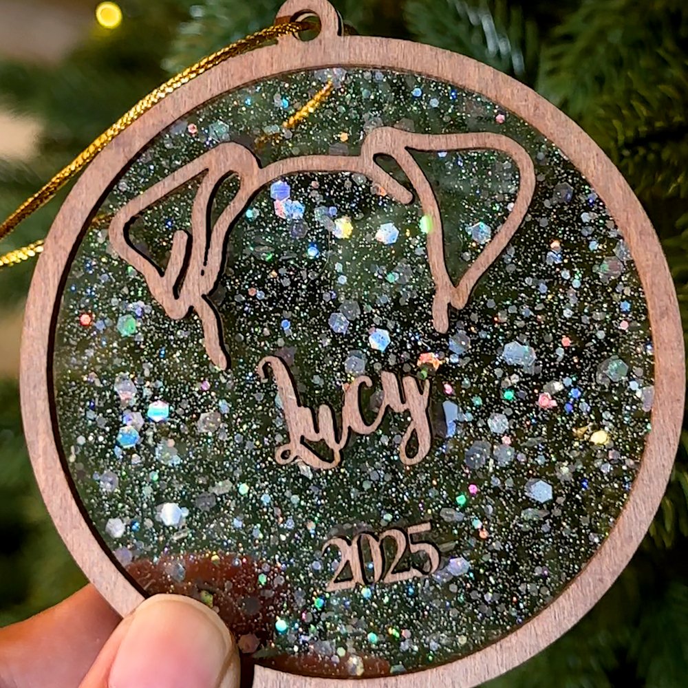 Ornamento in legno personalizzato delle orecchie di cane con nome e anno Decorazione albero di Natale Regalo commemorativo per i proprietari 4