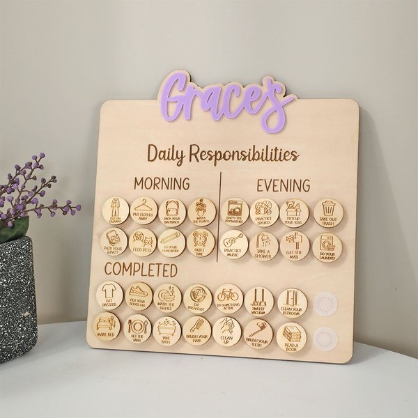 Tableau de corvées personnalisé avec crochets et boucles et jetons Décoration de chambre interactive Cadeau d'anniversaire pour les enfants et les parents