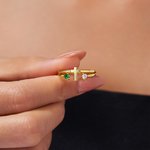 Personlig Double Birthstones Cross Ring Dainty Smykker med gravert tekst Bursdag Jubileum Gave til kristne kvinner par
