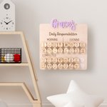 Tableau de corvées personnalisé avec crochets et boucles et jetons Décoration de chambre interactive Cadeau d'anniversaire pour les enfants et les parents