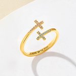 Anello aperto personalizzato con doppia croce intarsiata e testo inciso Gioielli raffinati Regalo di battesimo, anniversario e compleanno per donne cristiane