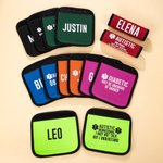 Gepersonaliseerde Multicolor Emergency Alert Carseat Riemen met Naam en Tekst Set van 2 Verjaardag Caring Gift voor Allergie Autisme Kinderen Familie