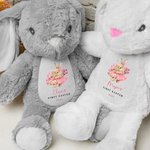 Personligt första påsk gulligt kaningosedjur med namn och år helgpresent babyshowergåva för pojkar och flickor