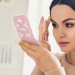Specchio da trucco compatto pieghevole a LED con fiocco personalizzato con nome Accessori da viaggio Regalo di compleanno per donne ragazze