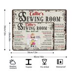 Gepersonaliseerd Naaimachine Cartoon Character Metal Sign met naam Studio Decor Verjaardag Housewarming Gift voor naaien liefhebbers Designer