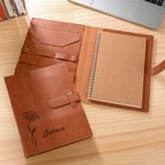 Couverture de Livre Portège-livre en Cuir Personnalisée avec Nom Gravé et Fleur de Naissance Cadeau d'Anniversaire Saint-Valentin pour Elle
