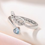 Gepersonaliseerde engelenvleugel en hart geboortesteen sterling zilveren ring met gegraveerde tekst Valentijnsdag Moederdag cadeau voor vrouwen