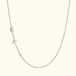 Henkilökohtainen Sterling Silver Dainty Sideways Minimalistinen kaulakoru Initial Name Syntymäpäivä Anniversary lahja naisille tyttöystävä vaimo äiti perheelle
