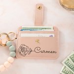 Cartera de cuero personalizada con flor de nacimiento y pulsera de cuentas con nombre regalo de cumpleaños o Día de la Madre para ella