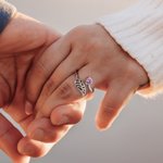 Bague en Argent Sterling Personnalisée avec Pierre de Naissance Forme Coeur et Aile d'Ange Cadeau d'Anniversaire pour Femme