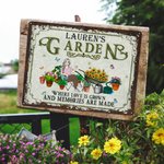 Personalised Retro Garden Cartoon Character Metal Sign with Name Garden Yard Decor Housewarming Birthday Gift for Mom Grandma Friends Gardening Lovers