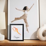 Boîte d'ombrage personnalisée en bois avec silhouette de danse, cadre photo, épingle de compétition et nom, décoration intérieure, cadeau d'anniversaire pour les danseurs.