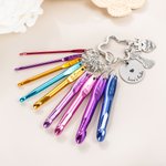Personalised Crochet Queen Colourful Portable Mini Crochet Hooks Keychain with Engraved Text Outdoor Essentials Birthday Gift for Women Craft Lovers