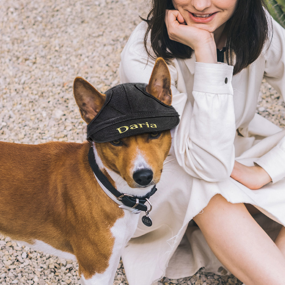 Personalisierte Hund Sonnenkappe mit Gesticktem Namen Ohrloch Verstellbarem Kordelzug Vielfältige Größen Baseballkappe Geschenk für Tierliebhaber