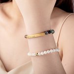 Bracciale personalizzato in pietra naturale con testo inciso Fascino Motivazionale Gioielli Matrimonio Compleanno Regalo per le donne