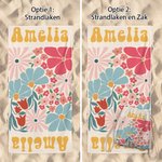 Gepersonaliseerde sneldrogende extra groot strandhanddoek met kleurrijke bloemen en naam - zomervakantie cadeau voor vrouwen en  zwemliefhebbers