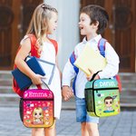 Personalizzato Cartoon Character Stationery Elements Borsa per il pranzo isolata con nome Picnic portatile Regalo di ritorno a scuola per ragazzi e ragazze