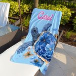 Serviette de Plage Personnalisée avec Nom et Motif Floral de Tortue Accessoire Séchage Rapide Cadeau Été Vacances pour Ami Famille
