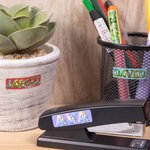 Personalisierte niedlichen Dinosaurier Fantasy Einhorn wasserdicht Aufkleber mit Namen Schule liefert zurück zu Schule Geburtstag Geschenk für Kinder