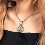 Personalisierte Retro Western Cowboy Cow Tag Halskette mit Initialen und eingraviertem Text Bauernhof Leben Stierkampf Zubehör Geburtstag Geschenk für Cowboy-Liebhaber