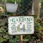 Gepersonaliseerde Retro Garden Cartoon Character Metal Sign met naam tuindecor Housewarming verjaardagscadeau voor vrouwen mannen tuinieren liefhebbers