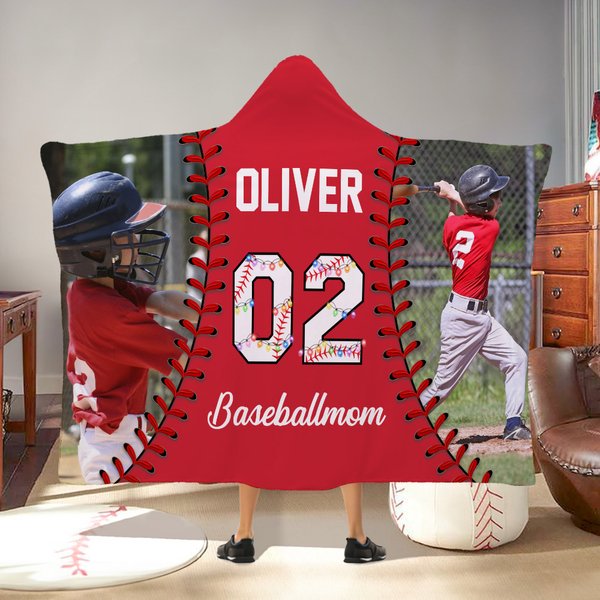 Spersonalizowany koc z kapturem z imieniem i napisem Baseball Christmas Tree Light Photo Miękki koc z kapturem z imieniem i napisem Sezon baseballowy Świąteczny prezent urodzinowy dla miłośników baseb
