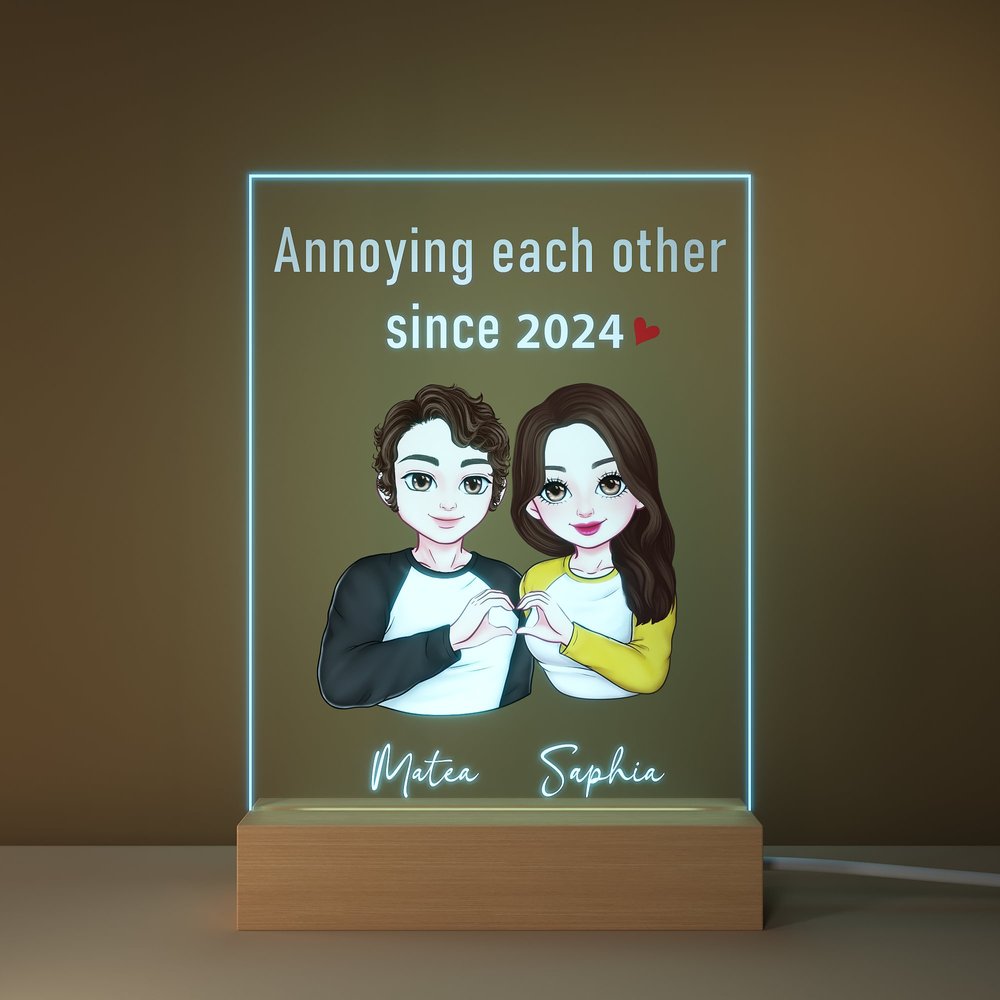 Personalized Heart Gesture Cartoon Character Acrylic LED Night Light with Wooden Base and Names Desk Decor Valentine's Day Gift for Couple 5