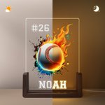 Personlig Flame Baseball Basket Sports Ball LED-nattlampa med namn nummer och träbas Sovrumsdekor Födelsedagspresent för barn sportälskare