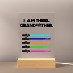 Gepersonaliseerd Ik Ben Hun Vader Opa LED Nachtlampje met 1-8 Lichtsabel Namen en Houten Voet Vaderdag Cadeau voor Papa Opa