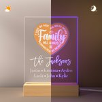 Gepersonaliseerd Familie Zal Altijd Verbonden Zijn Door Hart LED Nachtlampje met 1-12 Namen en Houten Basis Housewarming Verjaardag Afscheidscadeau voor Familie