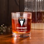 Henkilökohtainen Groomsman puku 10 oz vanhanaikainen viskilasi, jossa on nimi ja päivämäärä Häälahja Groomsmenille 1